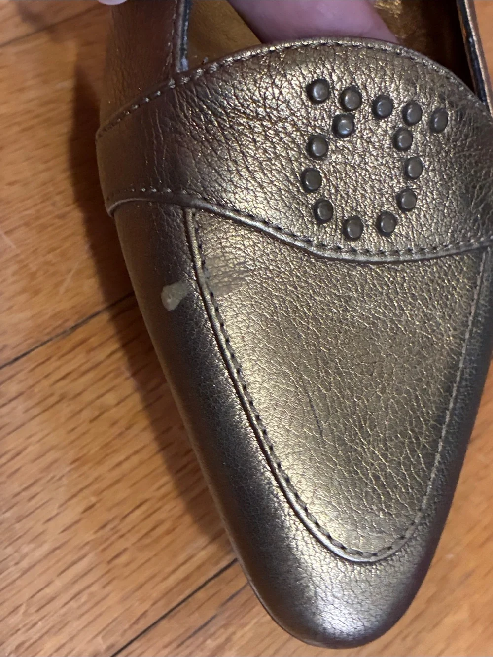 Salvatore Ferragamo Metallic Gold Leather Loafers size 7.5 like new Authentic